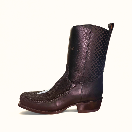 Los Altos Stingray Single Stone 7X Toe Low Shaft Boot side profile