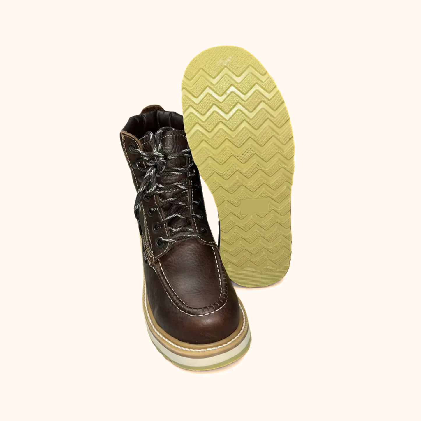 Outsole view of Cerro Total Terreno Work Boot showing tread pattern
