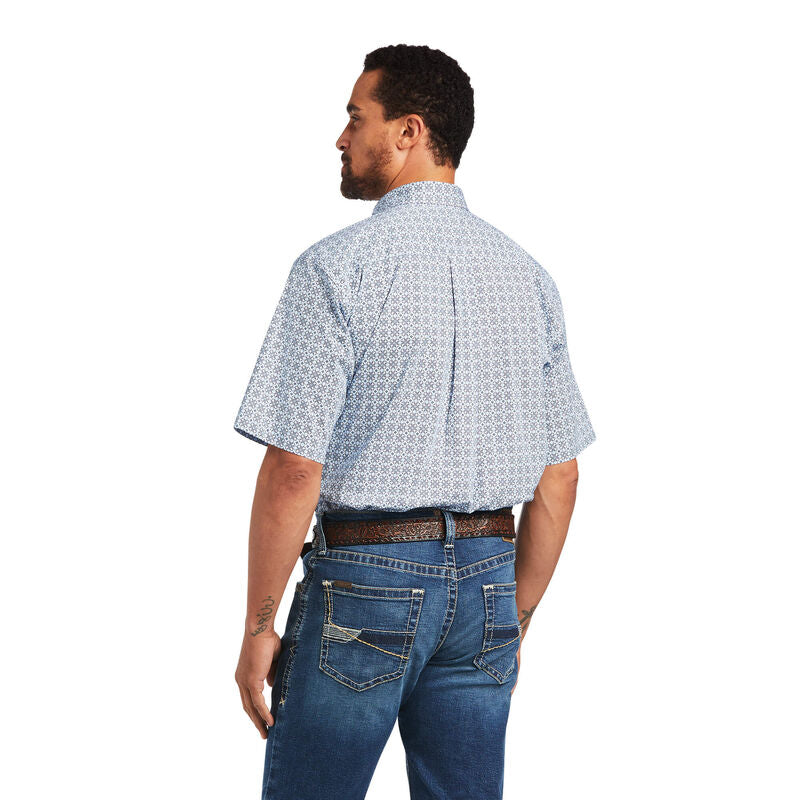 Camisa Fares elástica de corte clásico