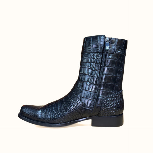 Cuadra Men’s Black Alligator Zipper Round Toe Boot side view in black exotic leather