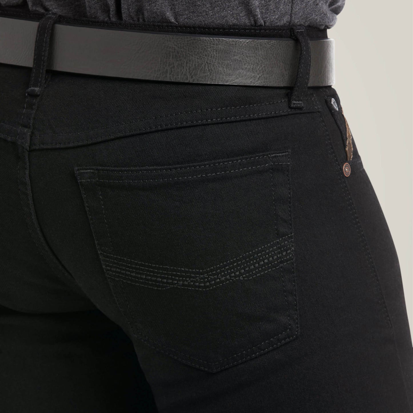 M7 Slim Legacy Straight Jean