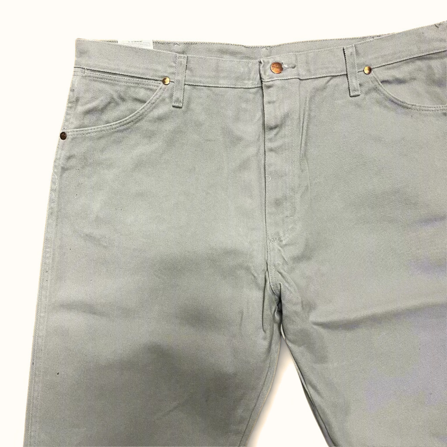 Wrangler Original Fit Jeans gray front pocket view