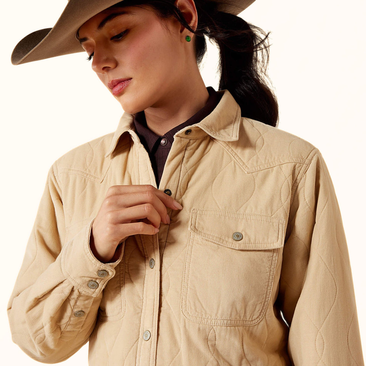 Ariat Obispo Insulated Western Jacket in tan front close-up view