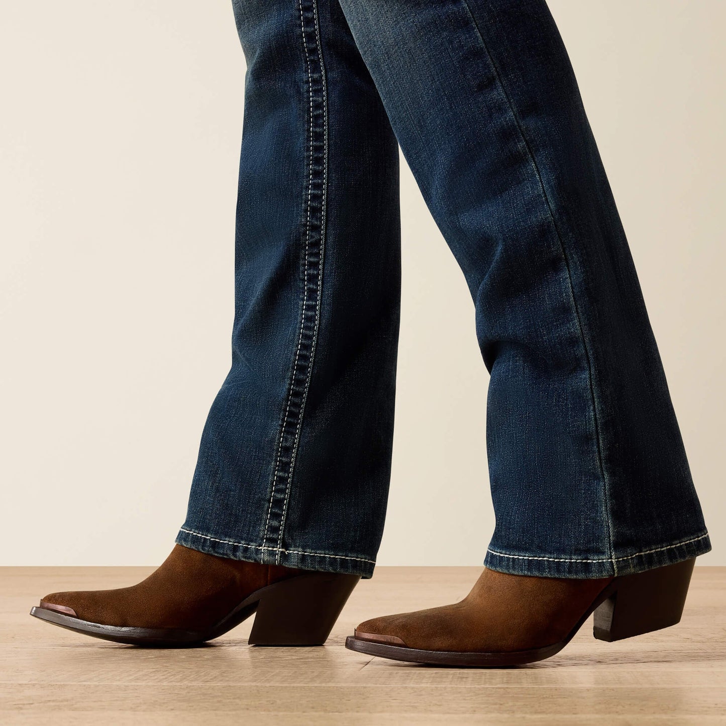 Ariat R.E.A.L. Mid Rise Stretch Icon Stackable Straight Leg Jean stackable leg over boots