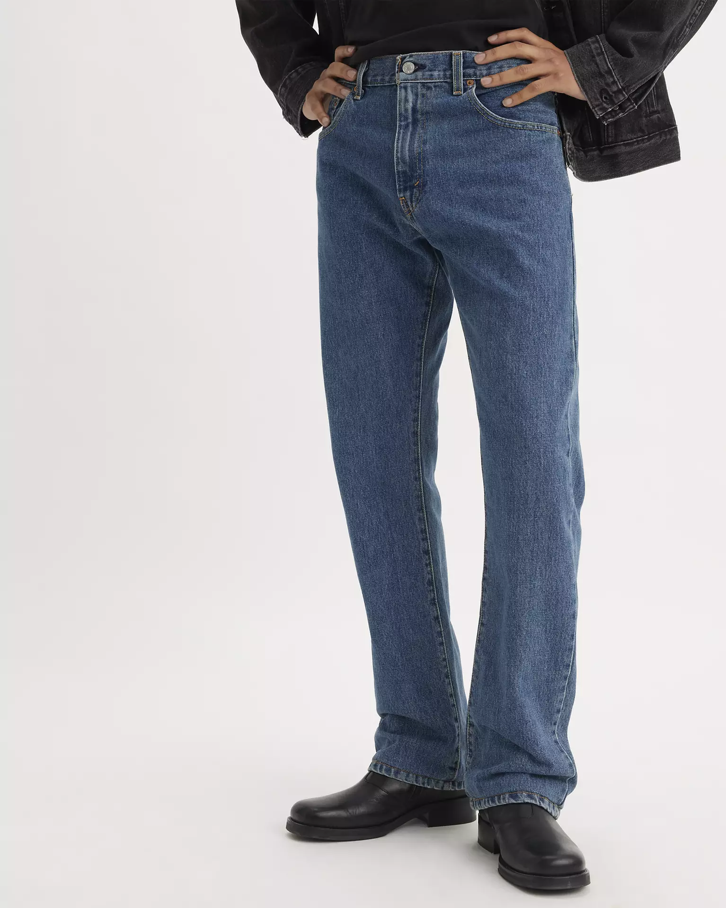 Levi’s 517 Bootcut jeans leg opening over boots