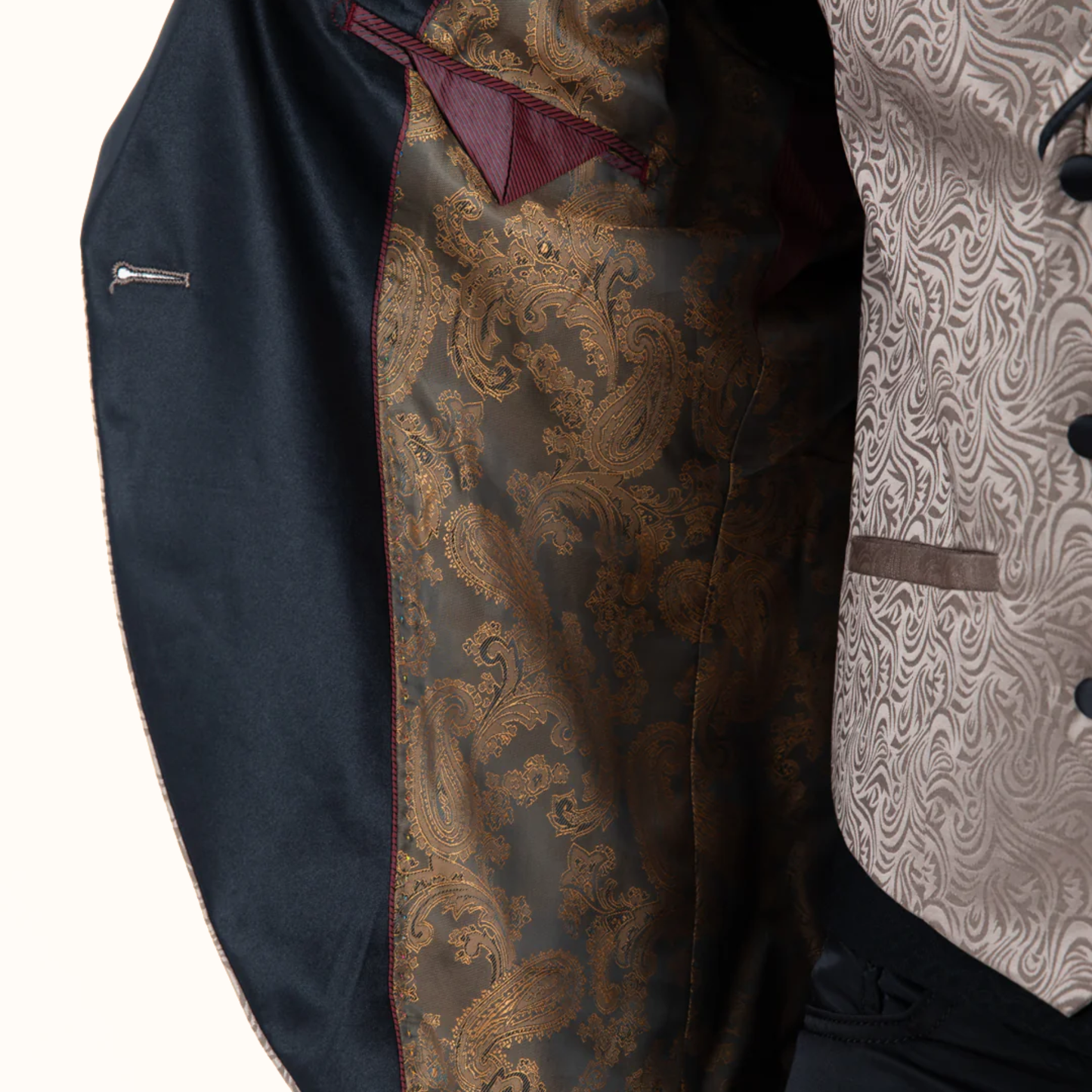 Platini matching vest detail