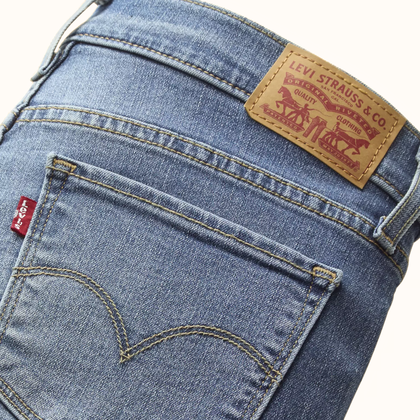 Levi’s 311 Shaping Skinny Women’s Jeans back pocket and waistband detail