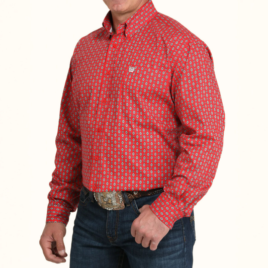 Cinch Men’s Stretch Classic Fit Button-Down Western Shirt worn with jeans
