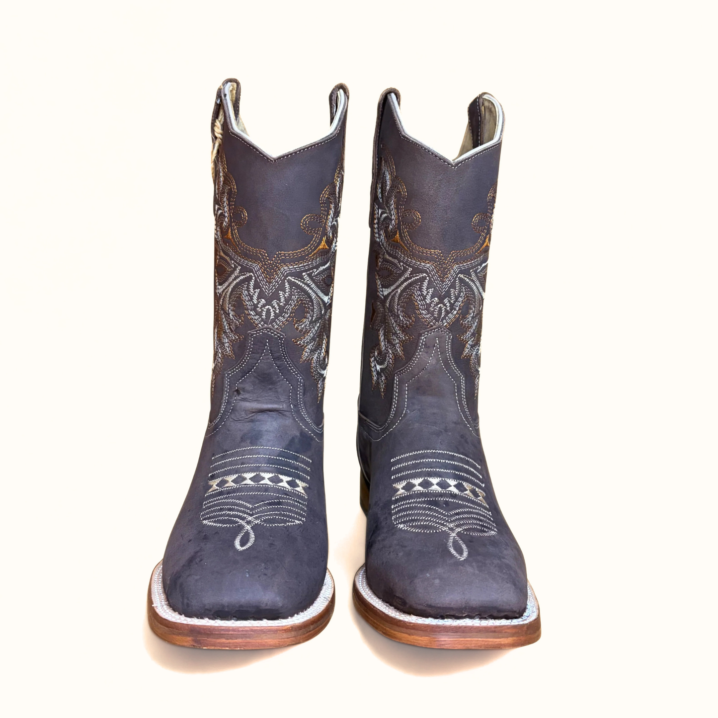 Arius Creazy Cafe Bulldog men’s western boot front view