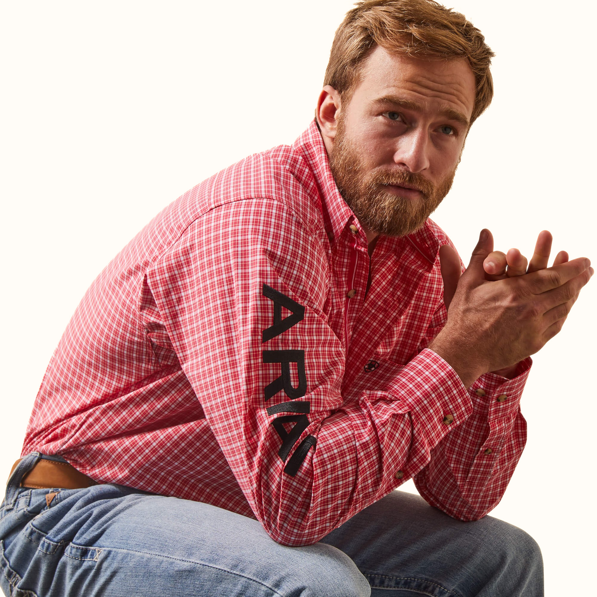 Ariat Pro Series Team Saul Classic Fit men’s red shirt sleeve view
