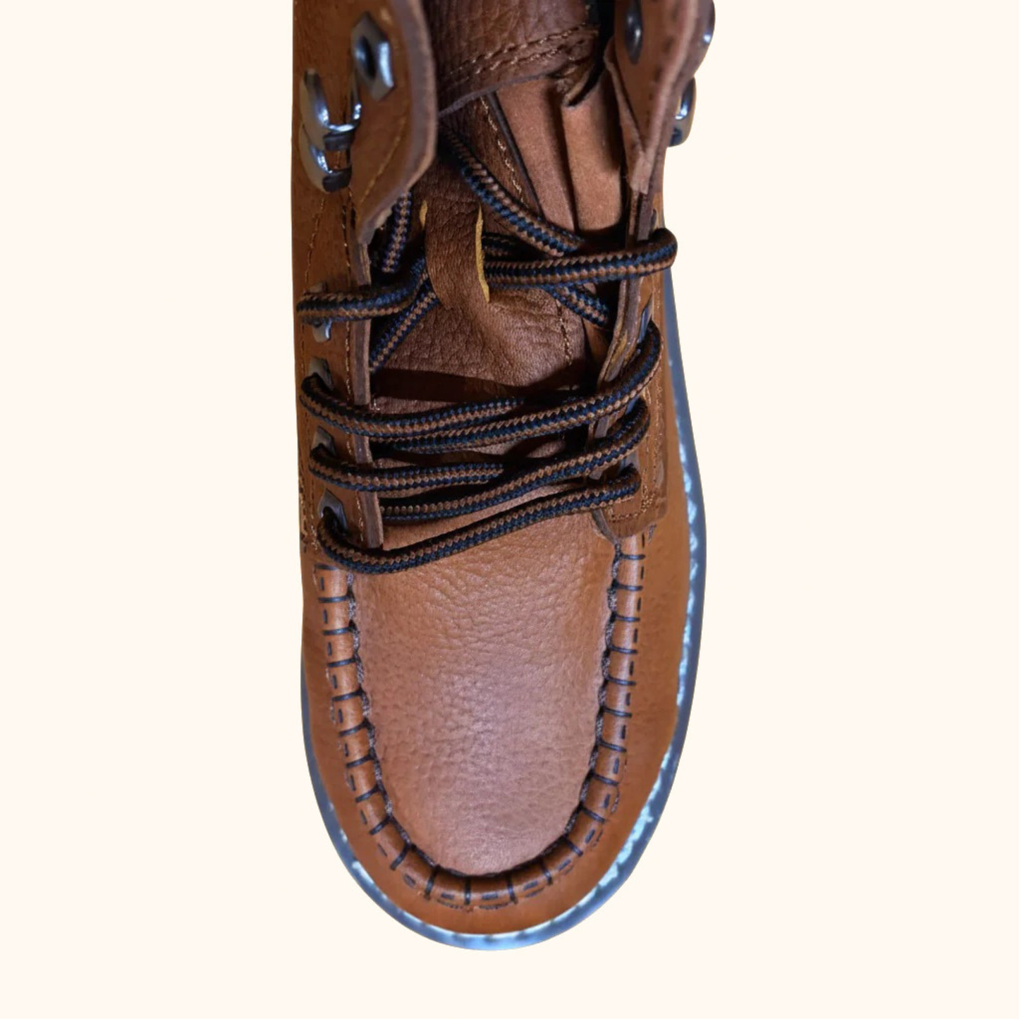 Tractor 1011P work boot top view showing lace-up design