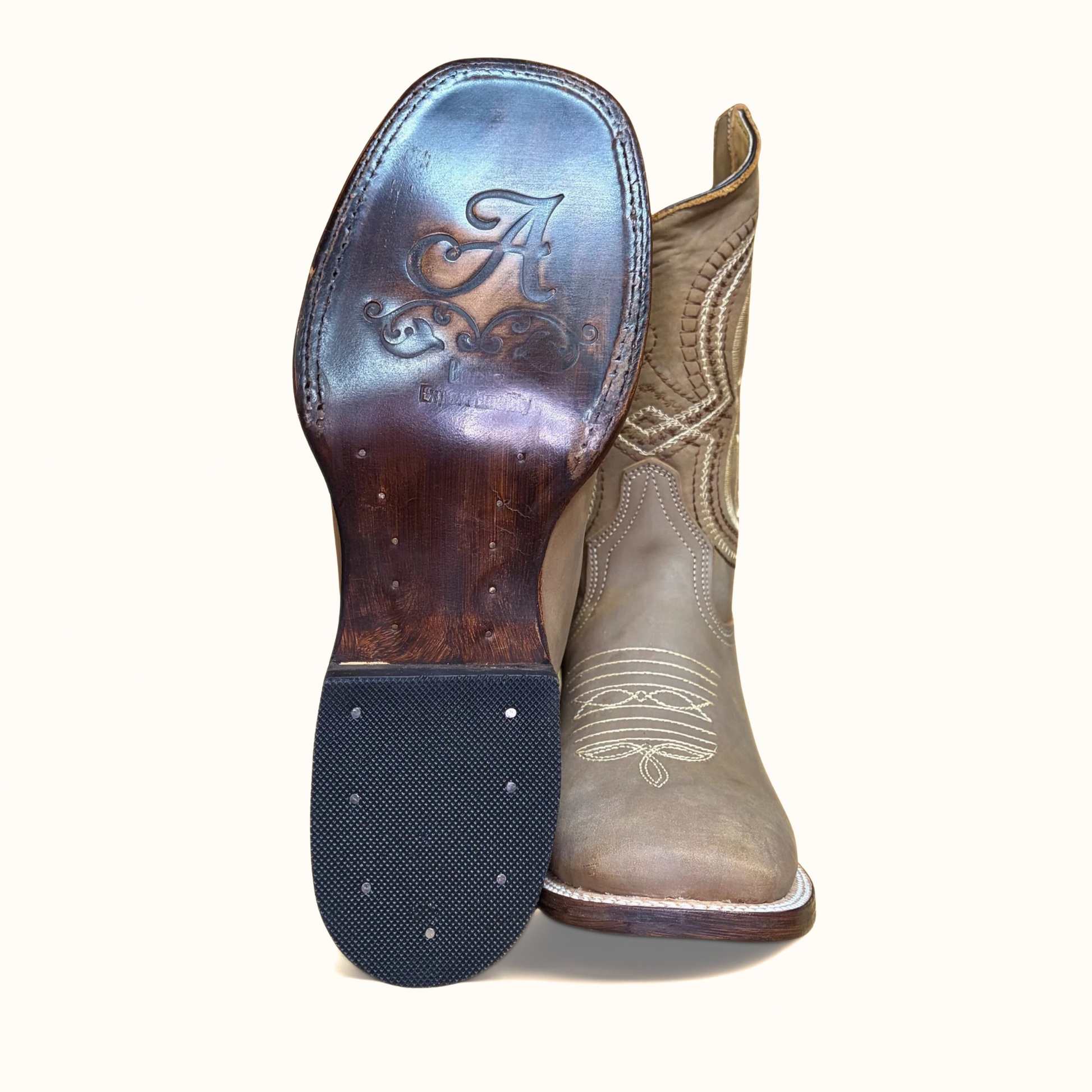 Outsole detail of Arius Western boot