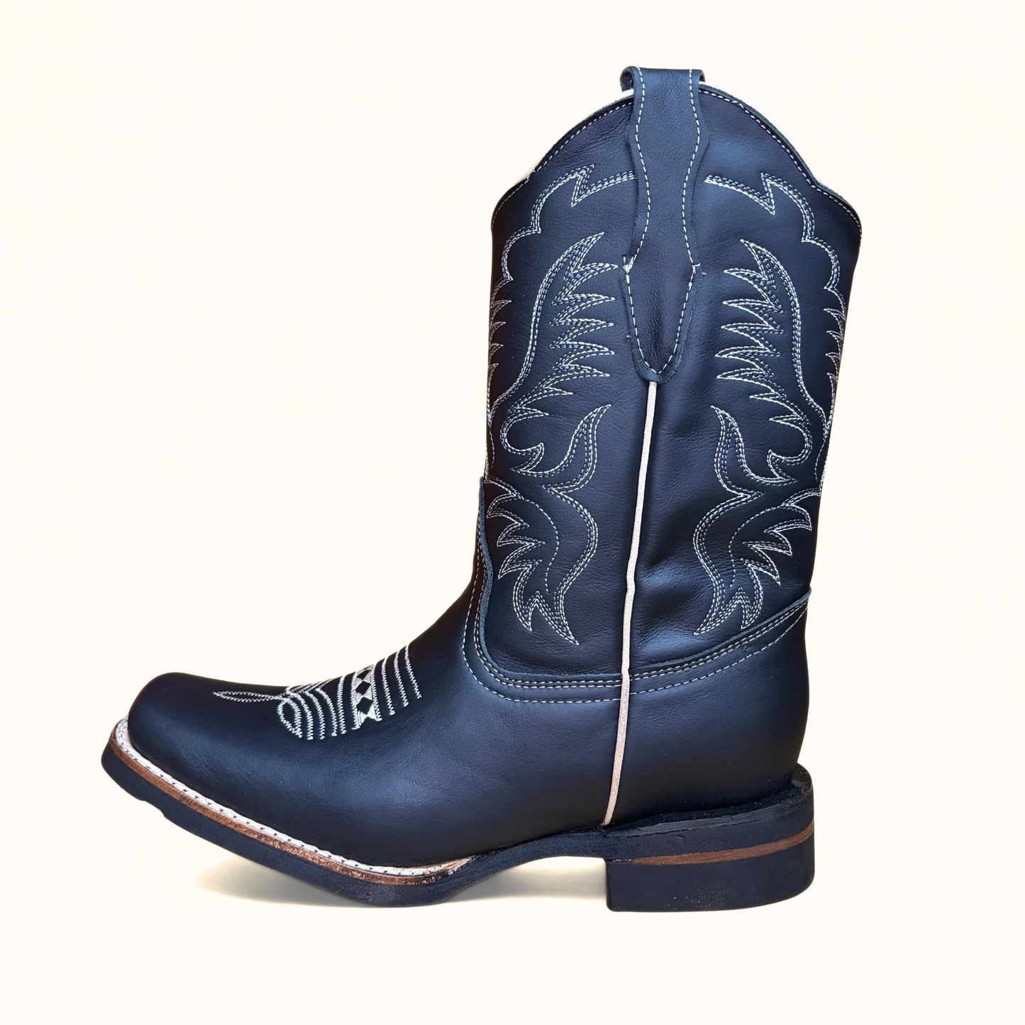 Side profile view of Arius Napa Black Rodeo Boots
