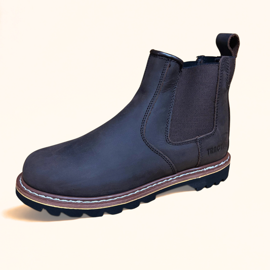 Tractor 989R Chelsea Work Boot angled side view