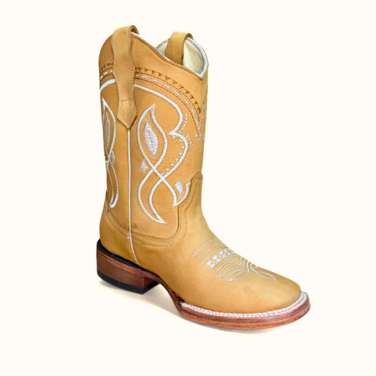 Arius Nubuck Miel Bulldog Western Boot front angle