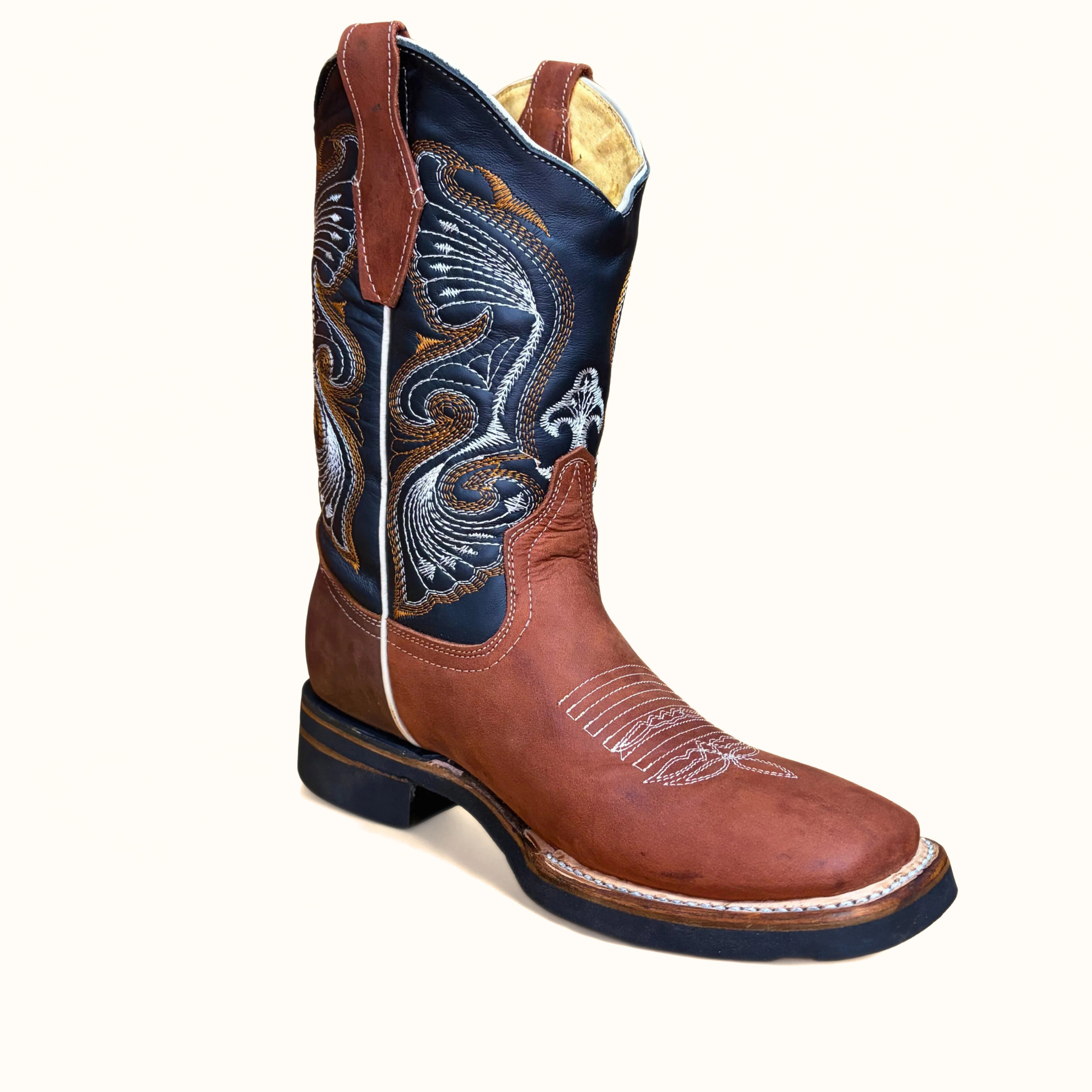 Arius Creazy Shedron Negro Bulldog Boot opposite angle view