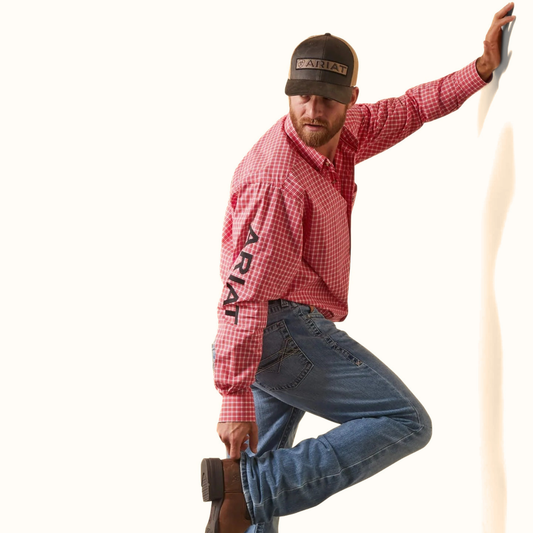 Ariat Pro Series Team Saul Classic Fit men’s red shirt side view