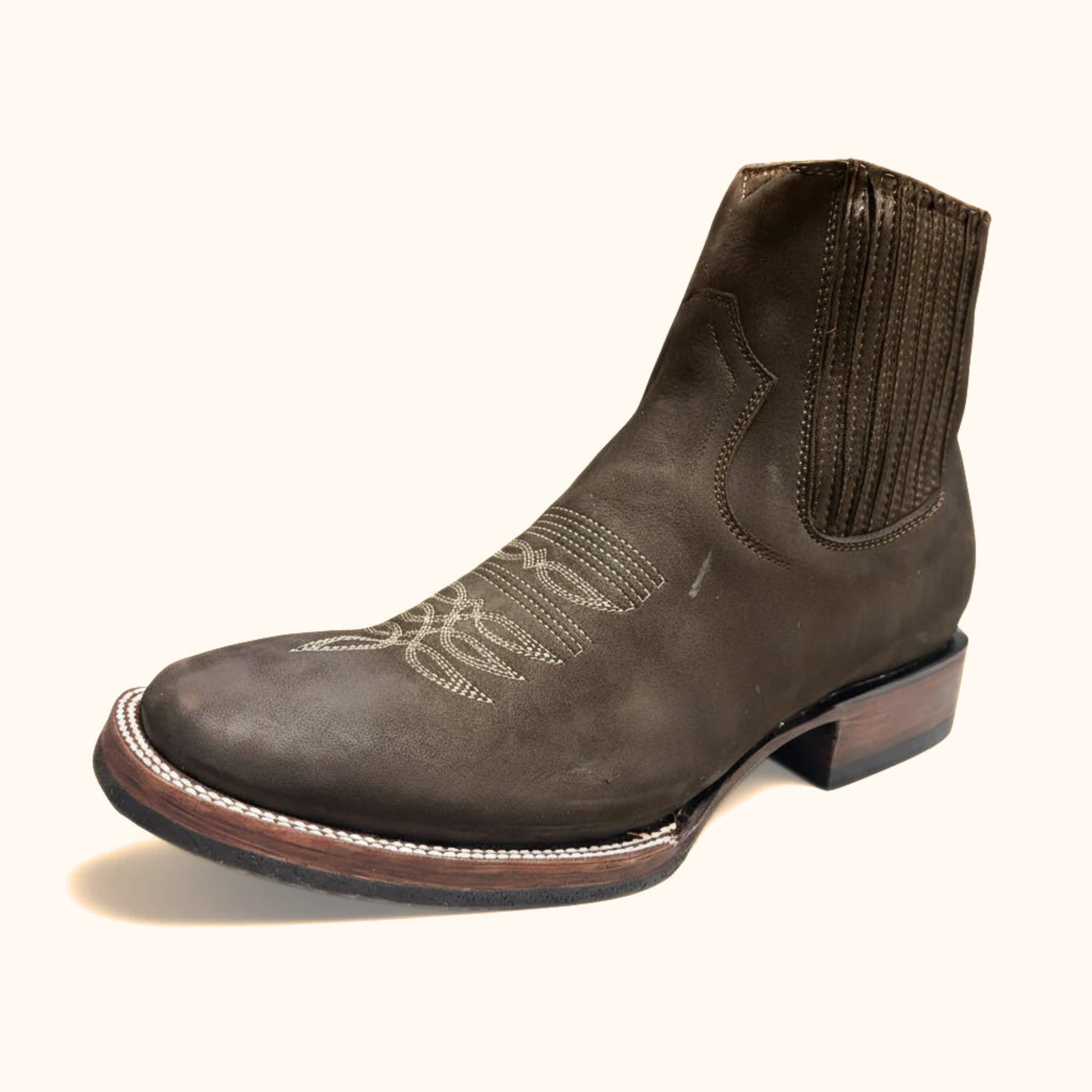 Cerro 1710 Nubuck Cafe Square Toe Botin front angle