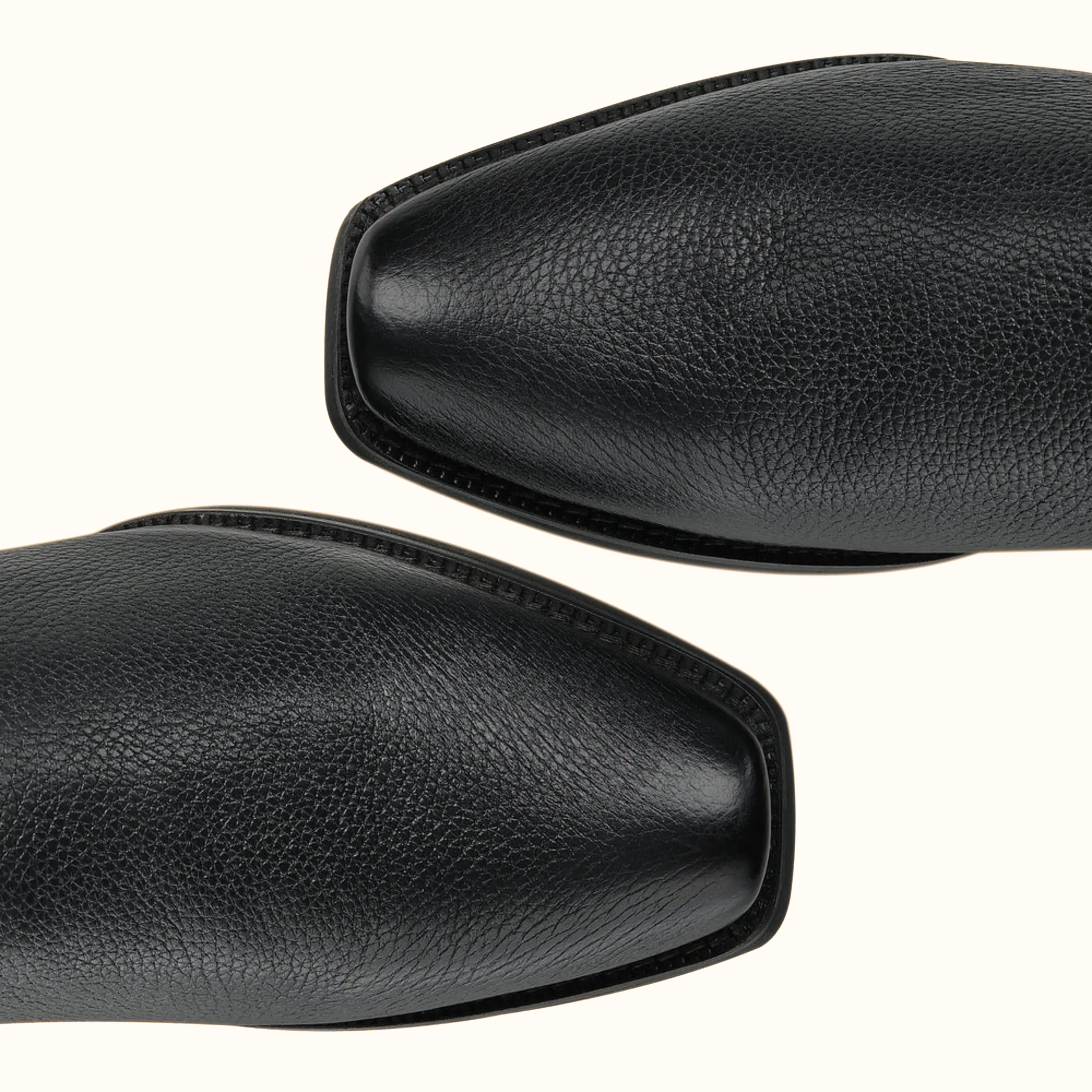 Cuadra Black Italian Deer Leather Urban Boots toe detail