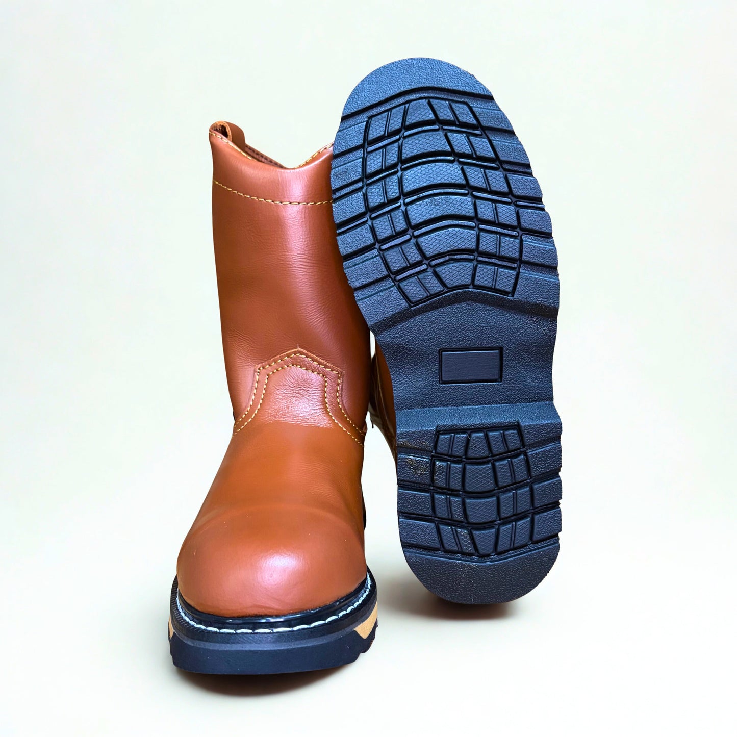 Cerro 835 roper work boot outsole tread detail