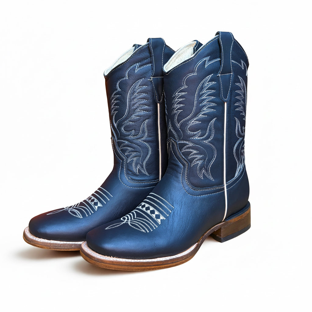 Arius Napa Negro Bulldog wide square toe western boot angled profile