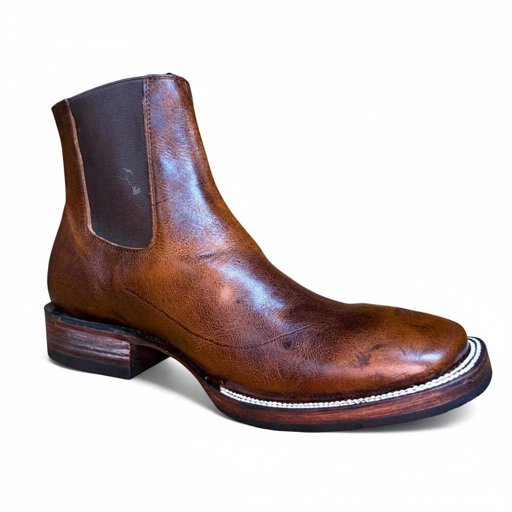 Cerro Flooter 1760 Whisky Cafe Square Toe Botin front angle