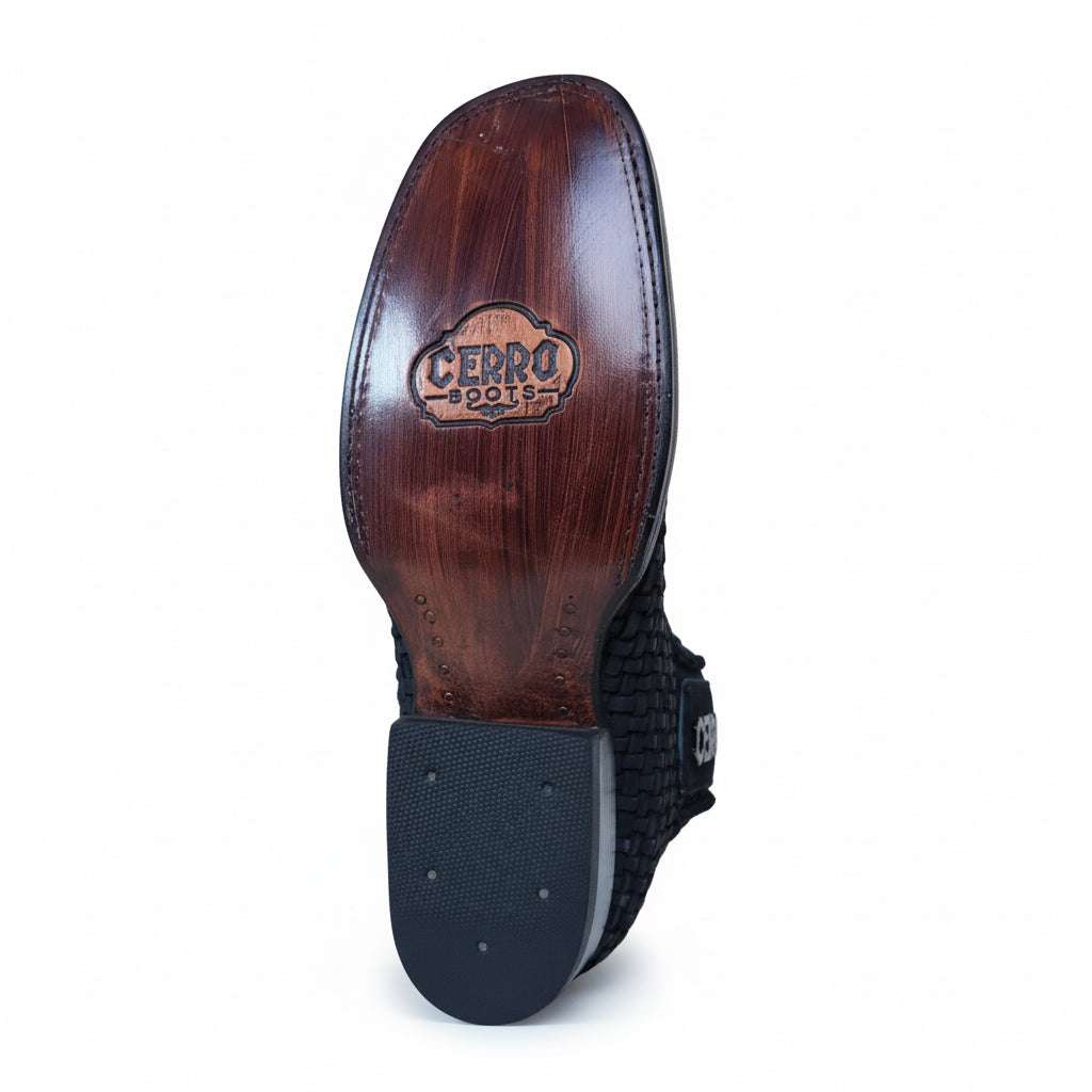 Cerro Petatillo Negro western boot outsole view