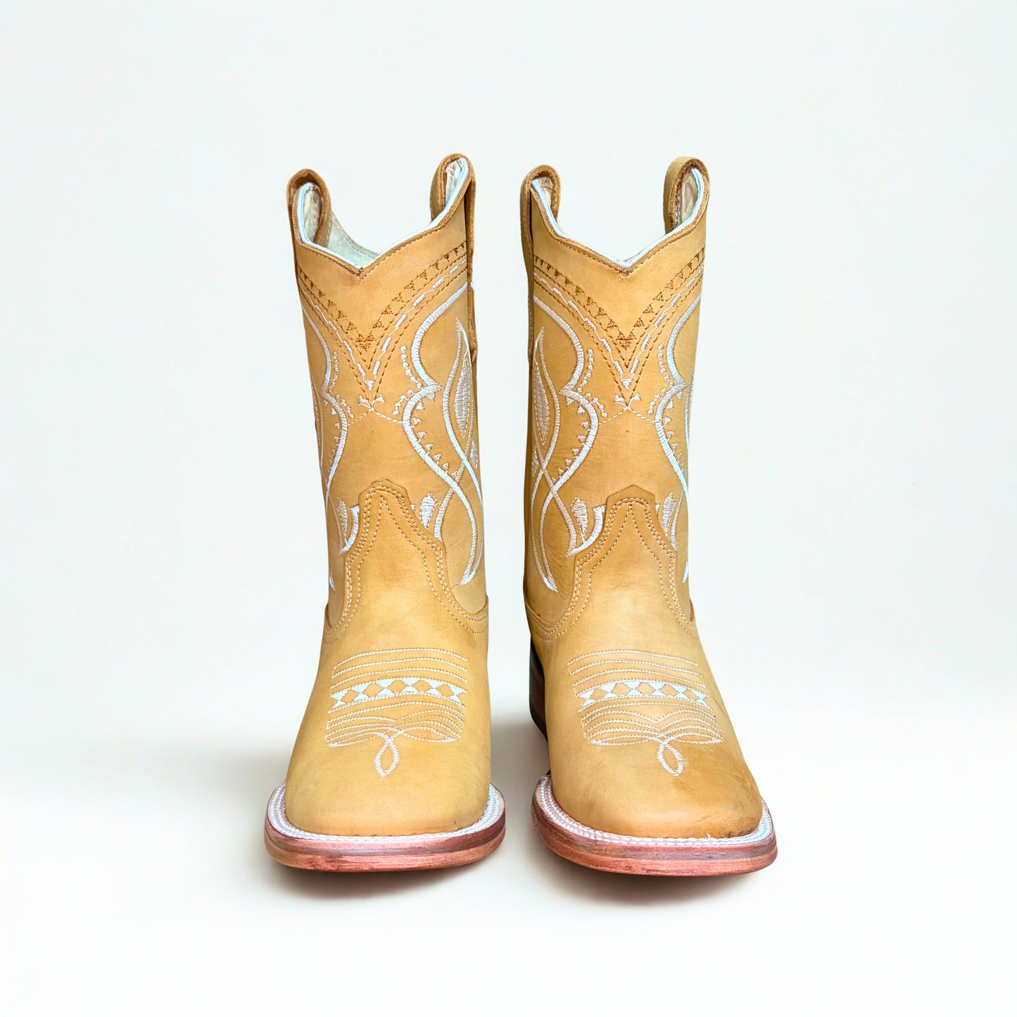 Arius Nubuck Miel Bulldog Western Boot pair front view