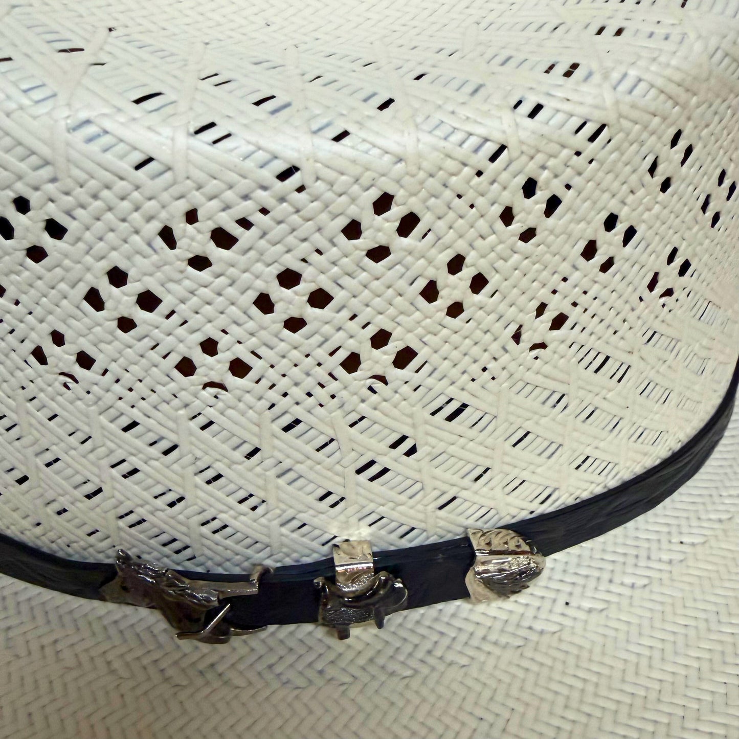 Close-up woven straw detail of Cuadra Stallion Reparo 50X Ivory Hat