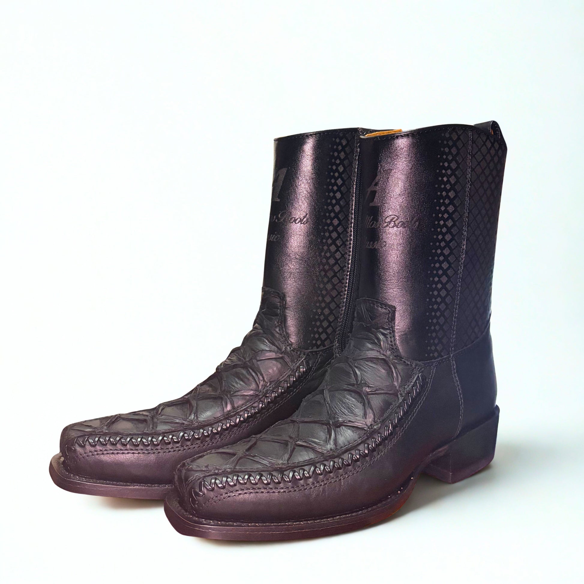 Los Altos Inverted Pirarucu 7X Toe Low Shaft Boot pair view