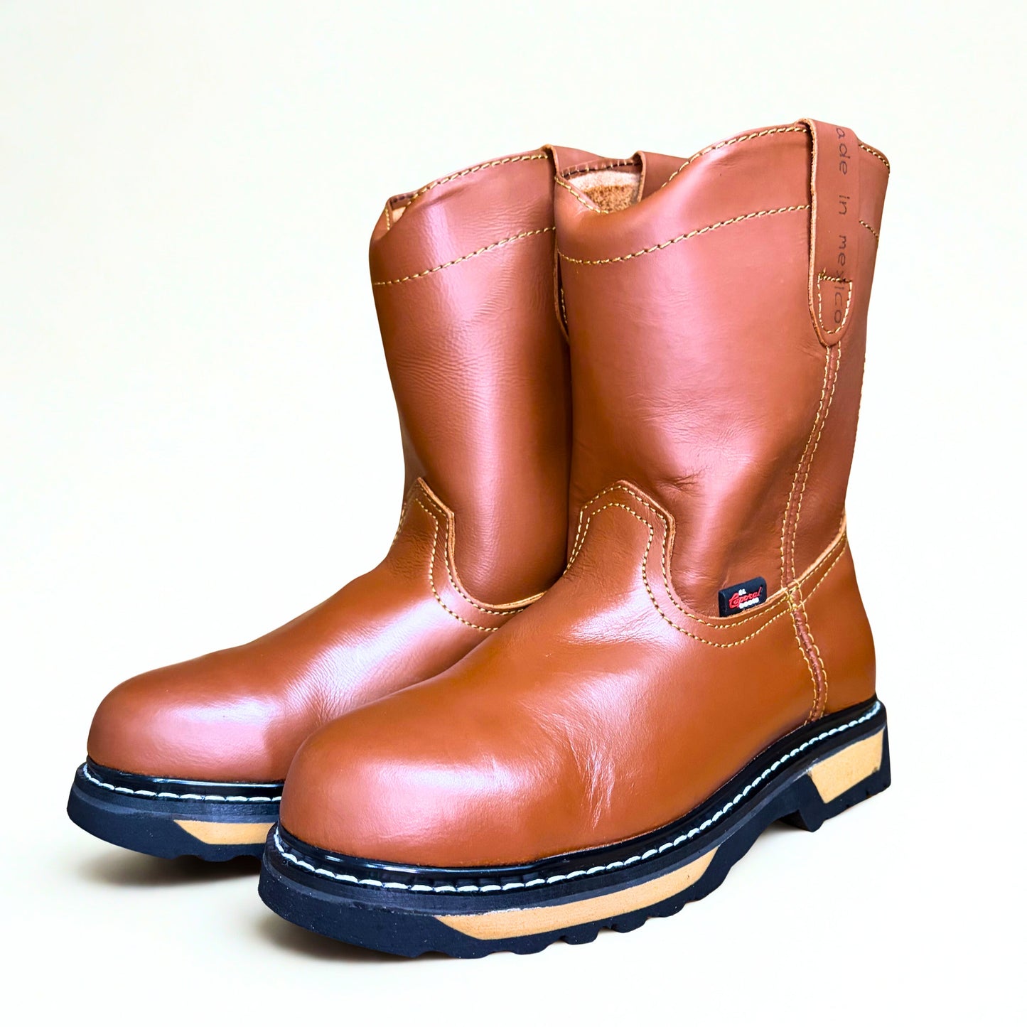 Pair of Cerro 835 steel toe work boot angled profile