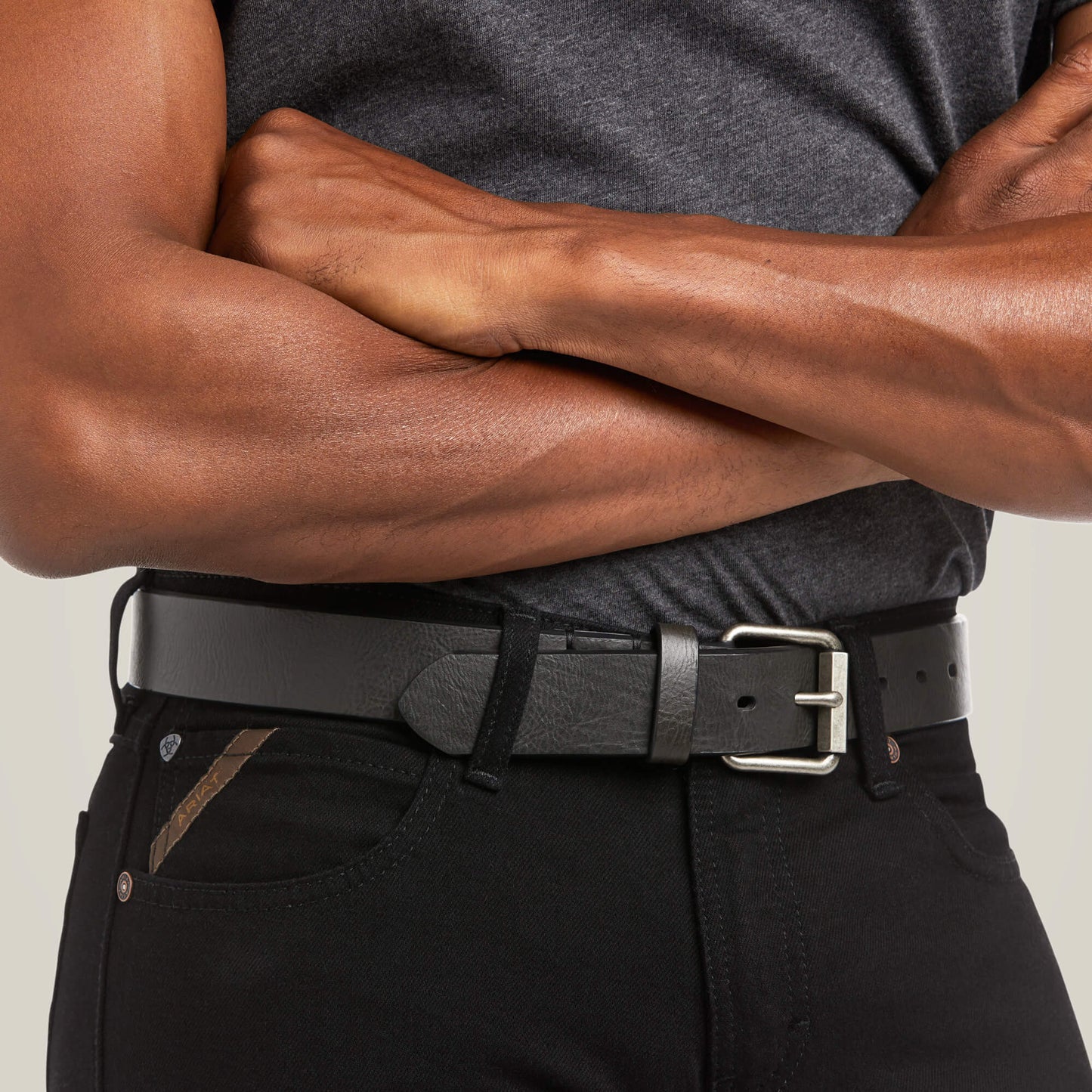 M7 Slim Legacy Straight Jean