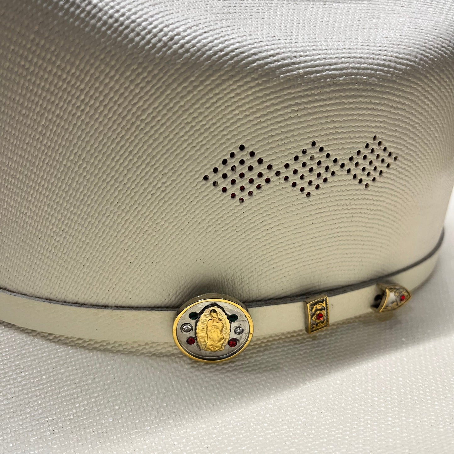 Cerro 1000X Virgen Maria White Hat Band Hat band detail