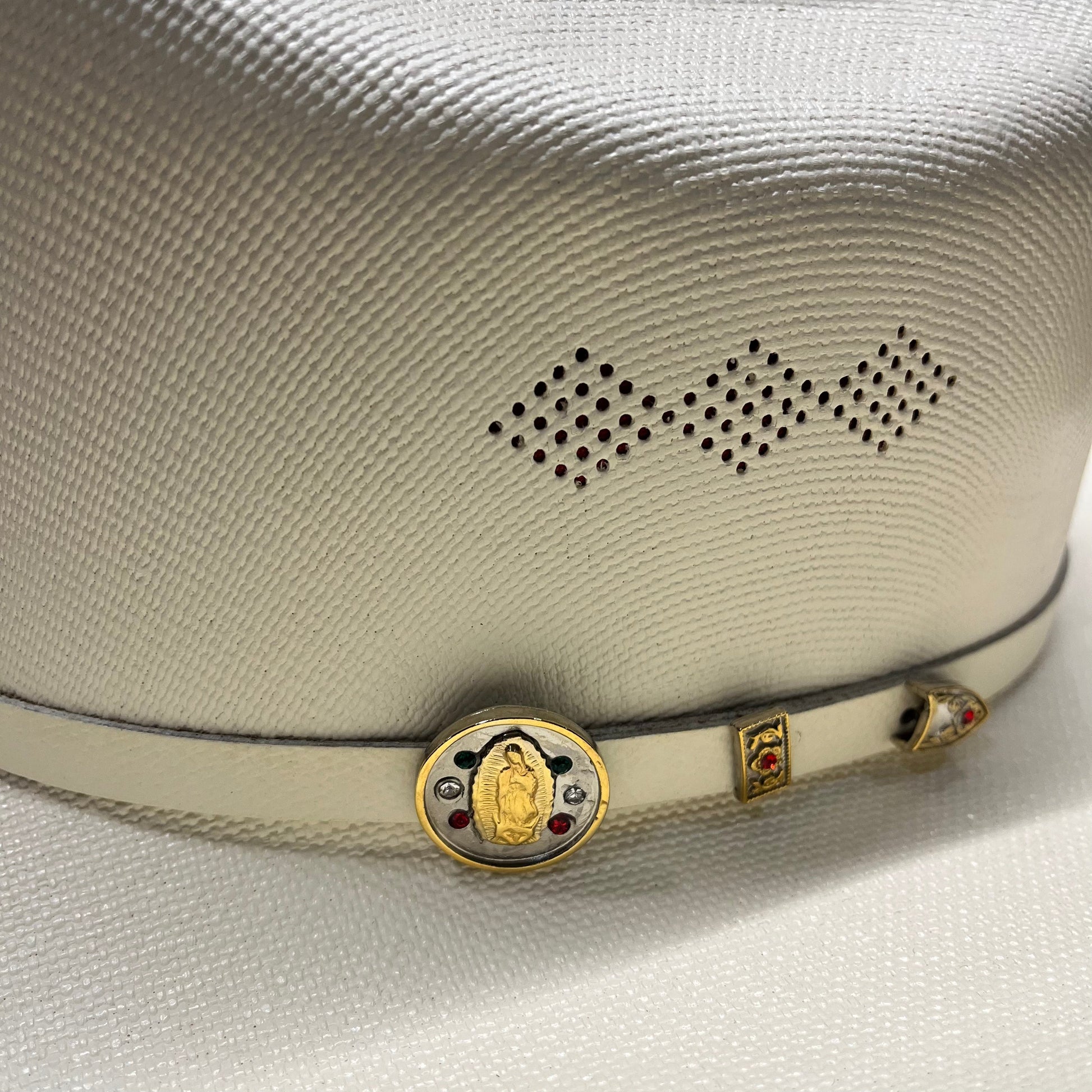 Cerro 1000X Virgen Maria White Hat Band Hat band detail
