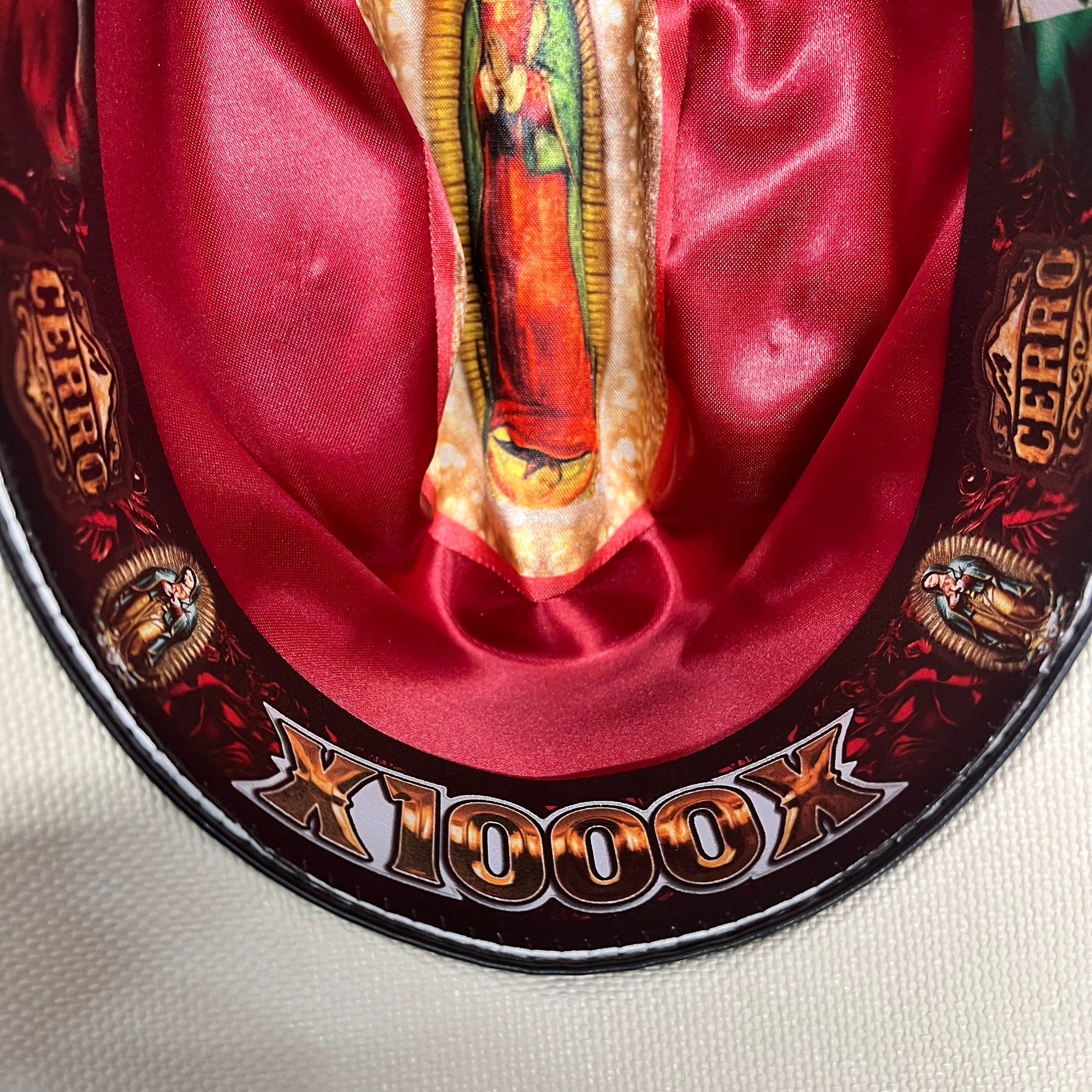 Cerro 1000X Virgen Maria White Hat Band Hat Virgen Maria artwork detail
