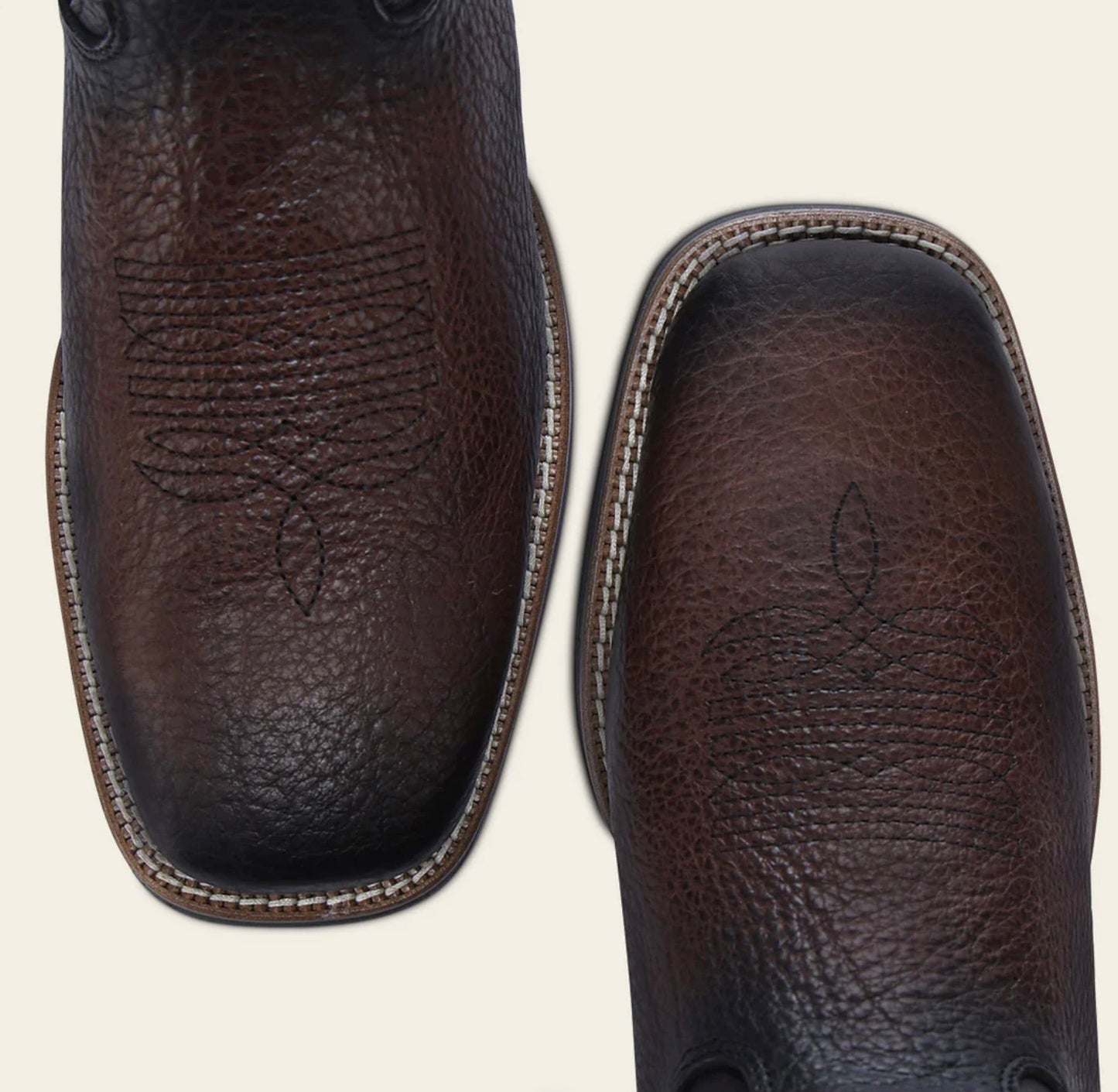 Bota con Bordado de Bisonte Americano con Punta Cuadrada