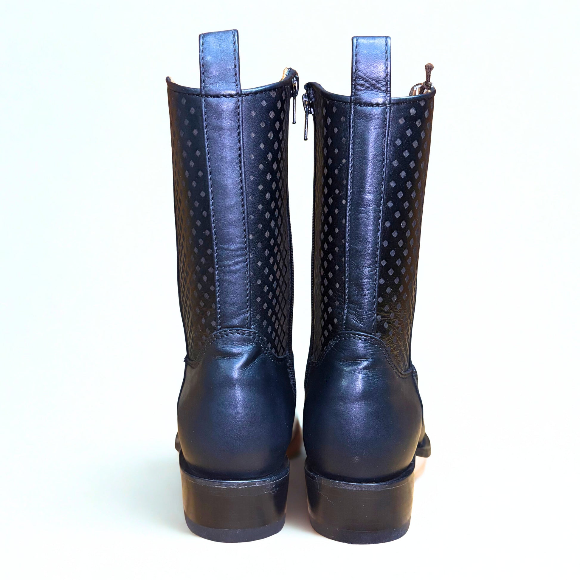 Los Altos Caiman Belly 7X Toe Low Shaft Boot rear view