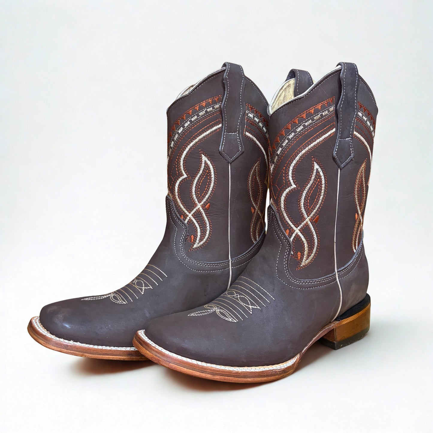 Arius Nubuck Cafe Bulldog western boot angled front view