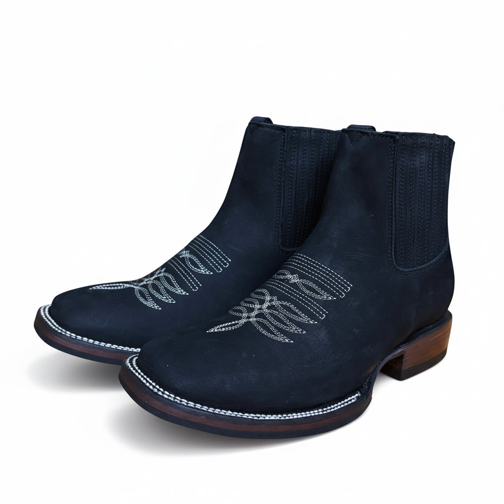 Cerro 1710 Nubuck Black Square Toe Botin angled side pair view