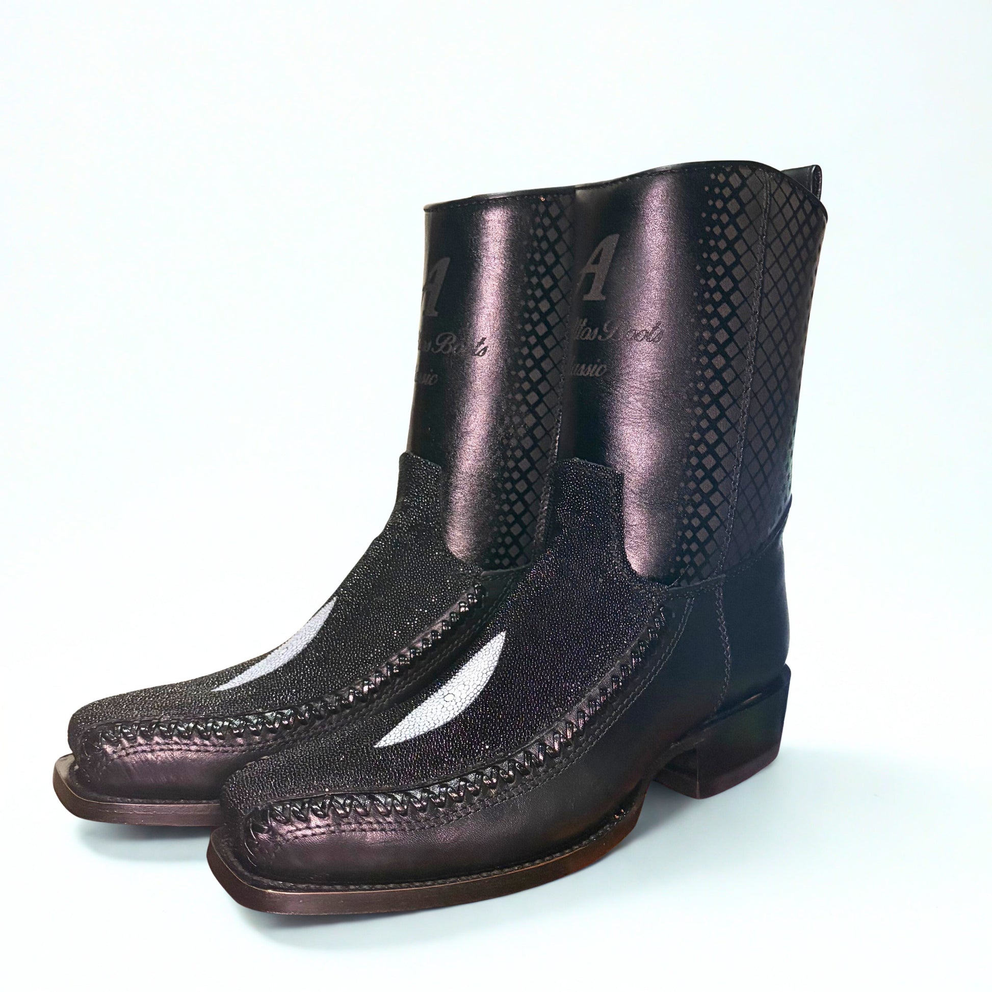 Los Altos Stingray Single Stone 7X Toe Low Shaft Boot angled side view