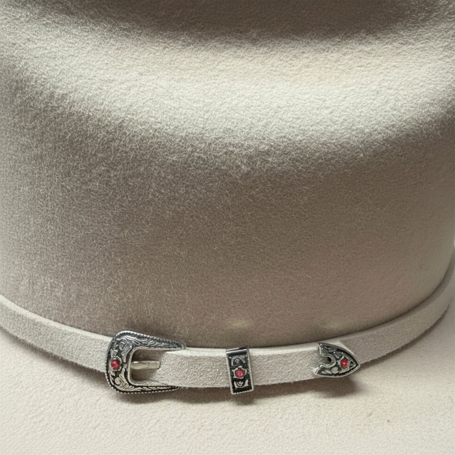 Close-up of hatband detail on Cerro 30X Sinaloa Beige Cowboy Hat