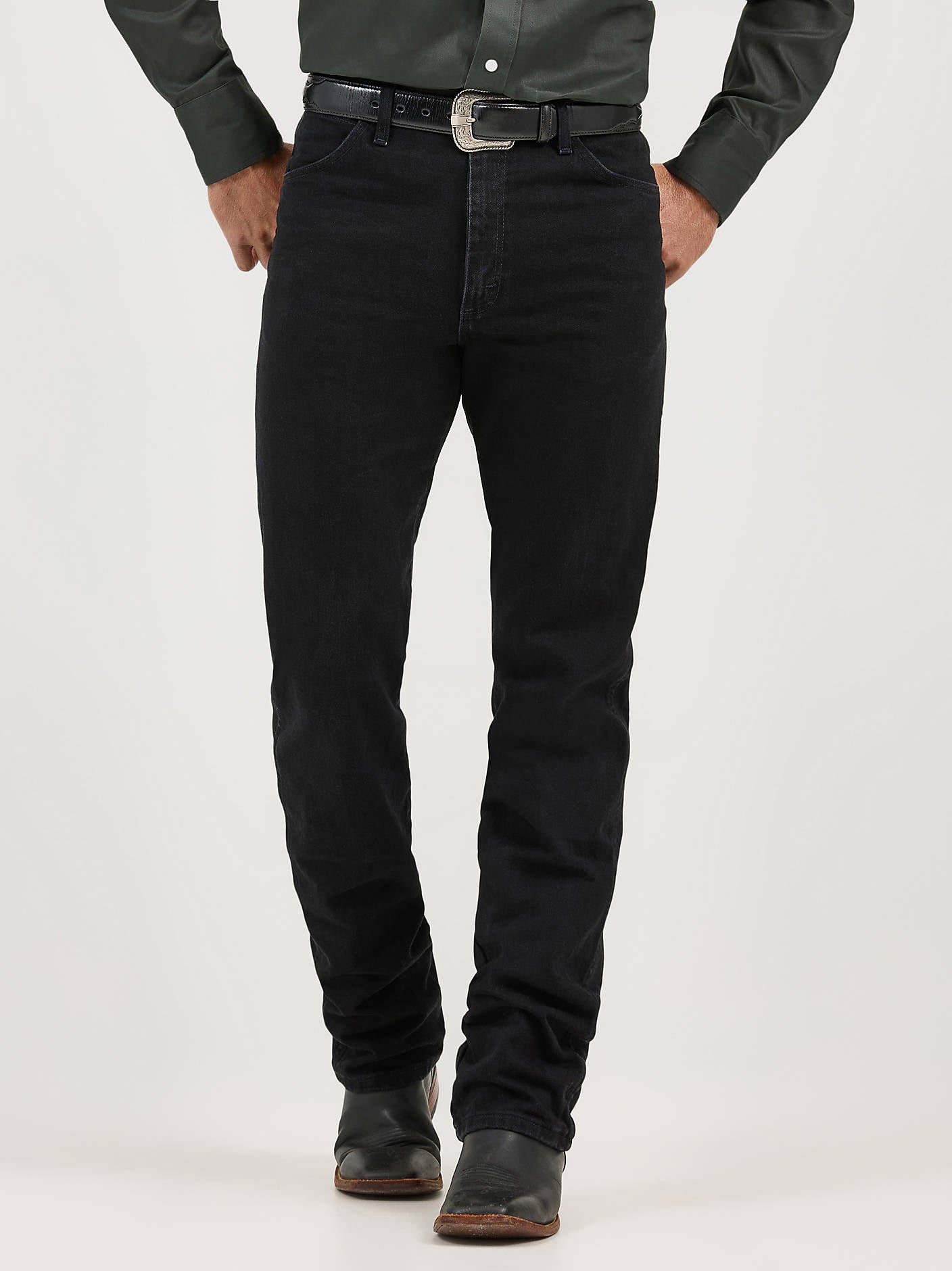 Wrangler Cowboy Cut Original Fit black jeans front view