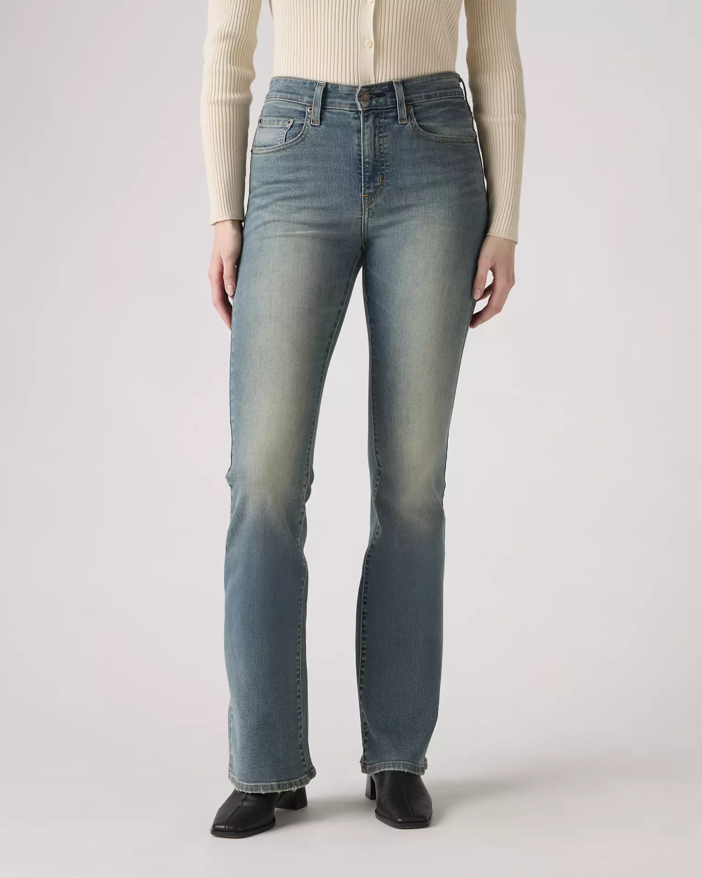 Levi’s 726 High-Rise Flare Women’s Jeans full length view