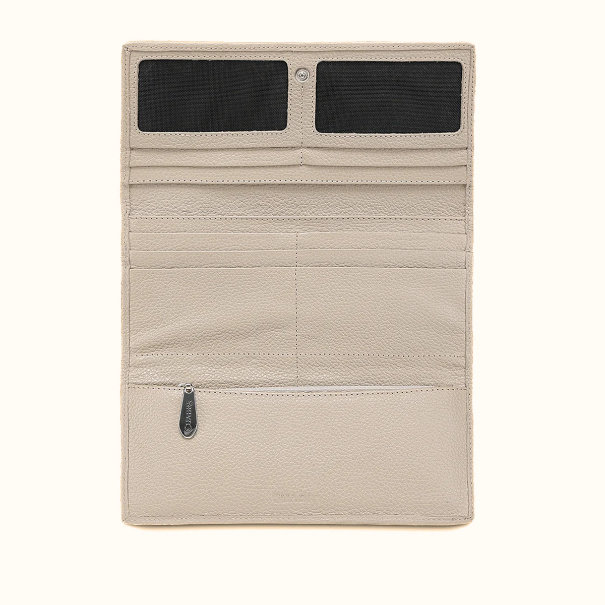 Cuadra women’s taupe leather wallet opened view