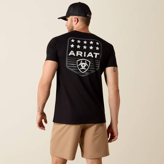 Camiseta Ariat con insignia patriótica a rayas