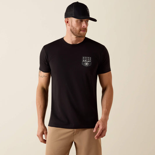 Camiseta Ariat con insignia patriótica a rayas