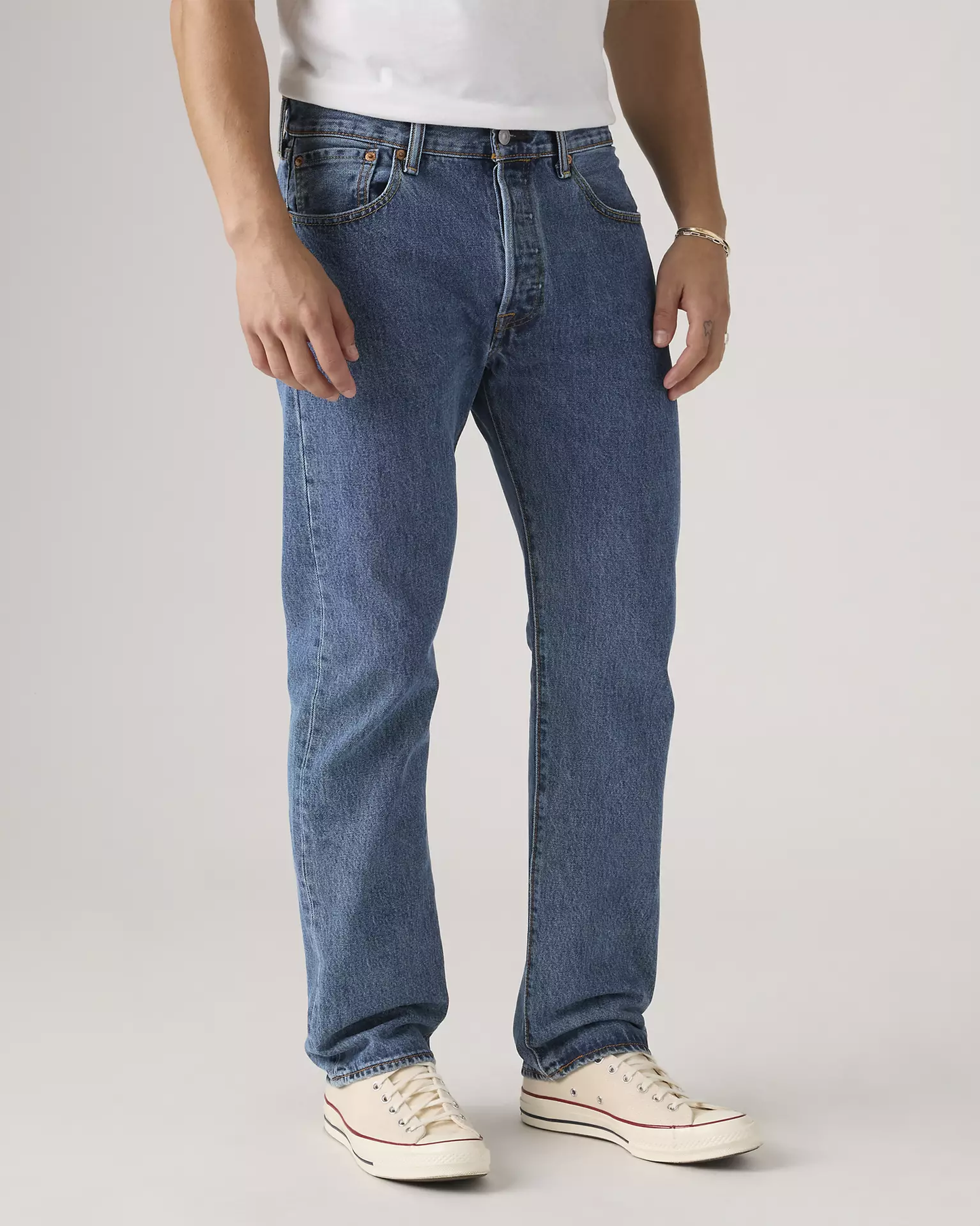 Levi’s 501 Original Fit men’s jeans front view