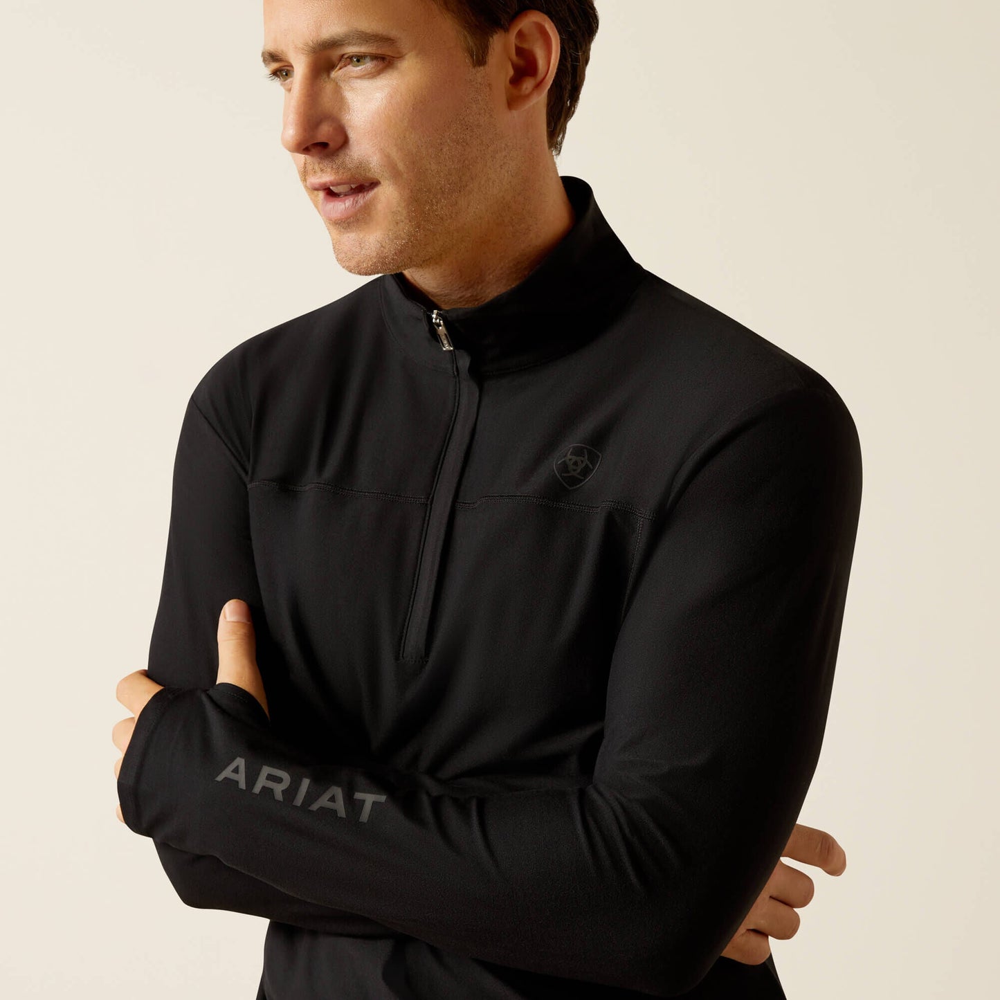 Close-up of Ariat Lowell 3.0 1/4 Zip Baselayer collar and quarter zip detail