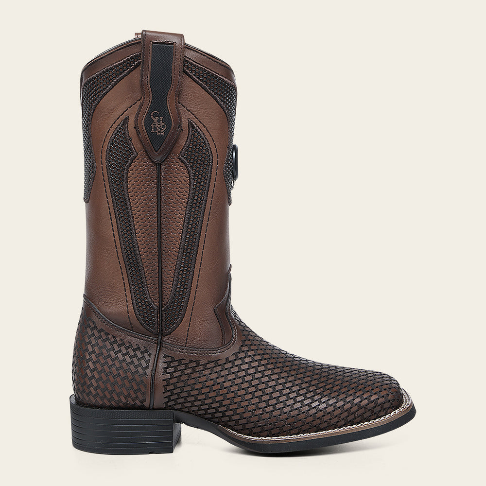 Cuadra Western Rodeo Honey Bovine Boot side view in brown leather with stitched shaft