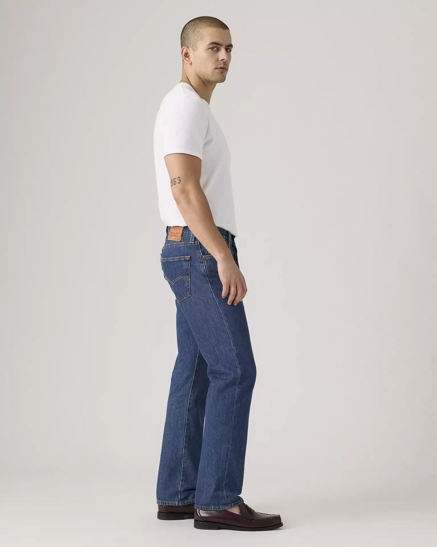 Levi’s 501 Original Fit men’s blue jeans side profile view